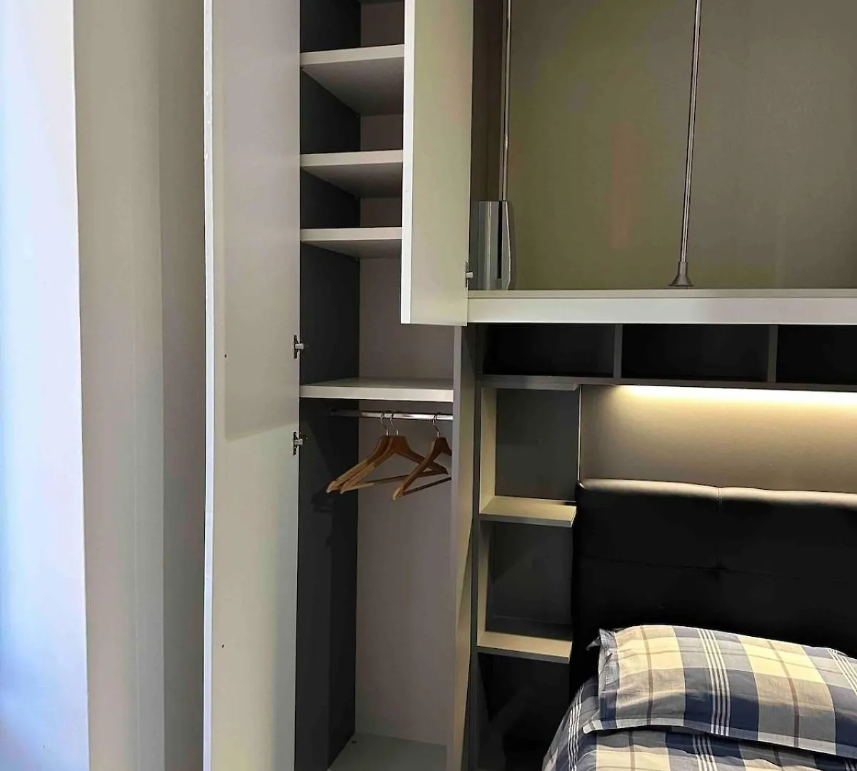 Casa Morgana Two-Room Apartment In The Center Overlooking The Lake Pisogne